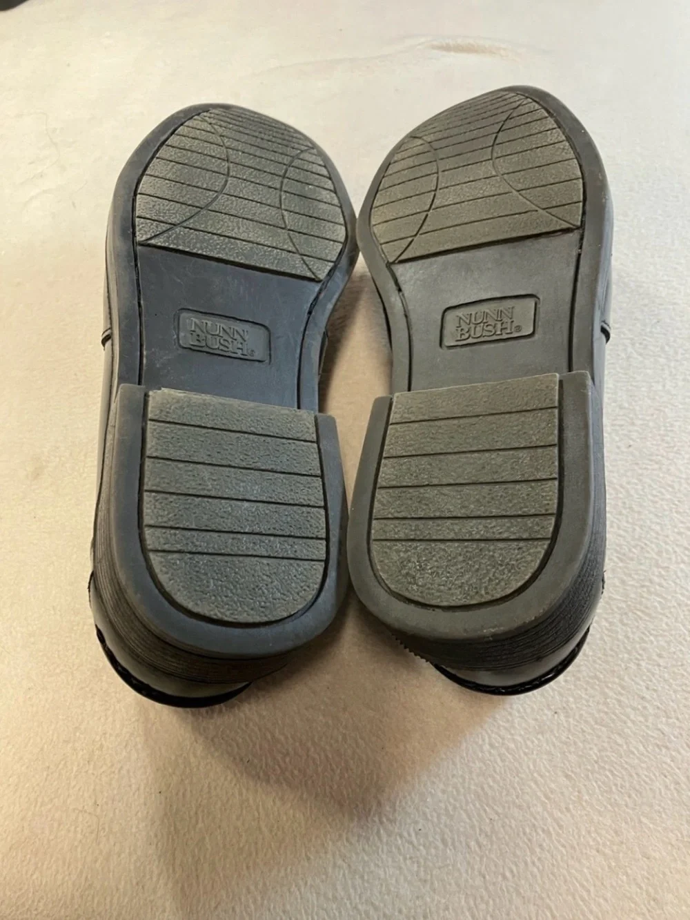 Nunn Bush polished black